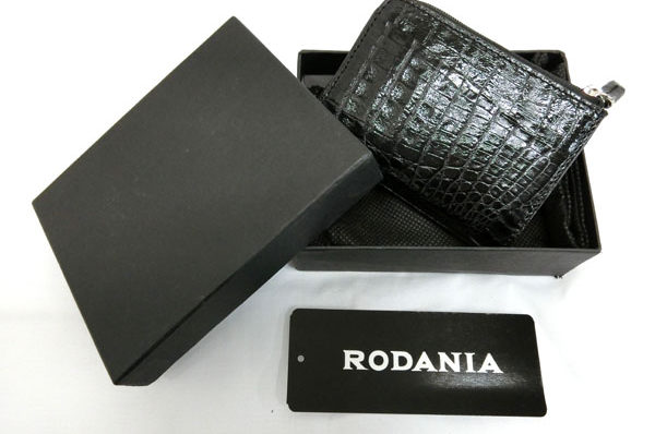 マストドゥカルティエ 財布 不用品買取 