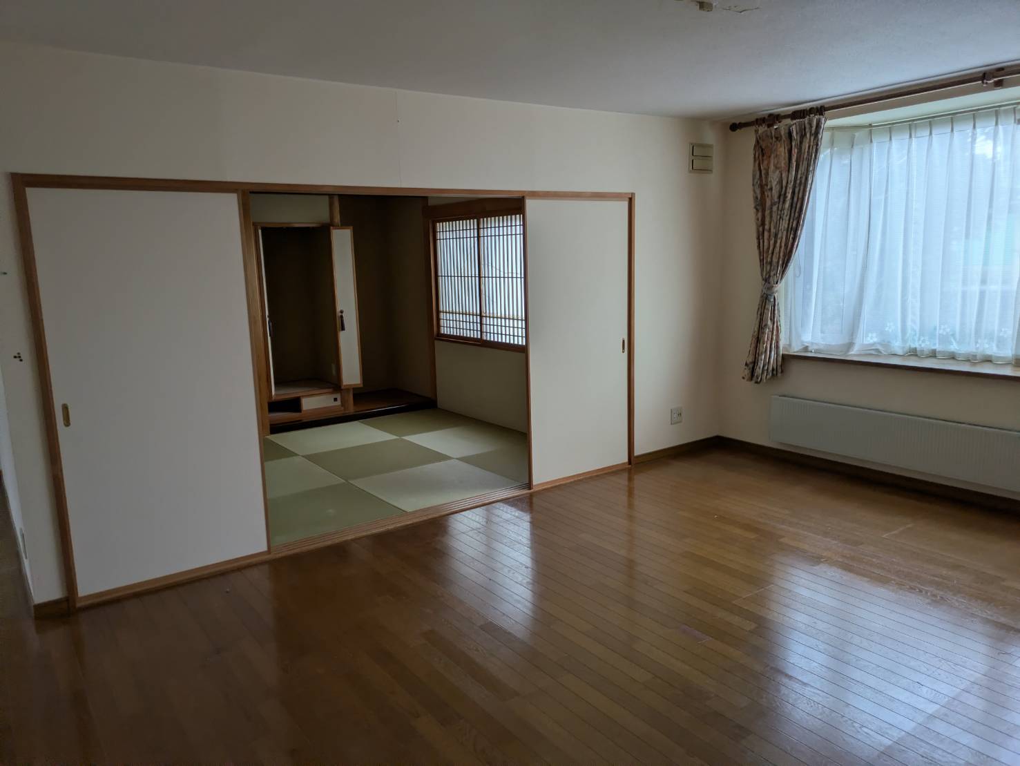石狩郡の実家じまいで家財整理が完了したリビング